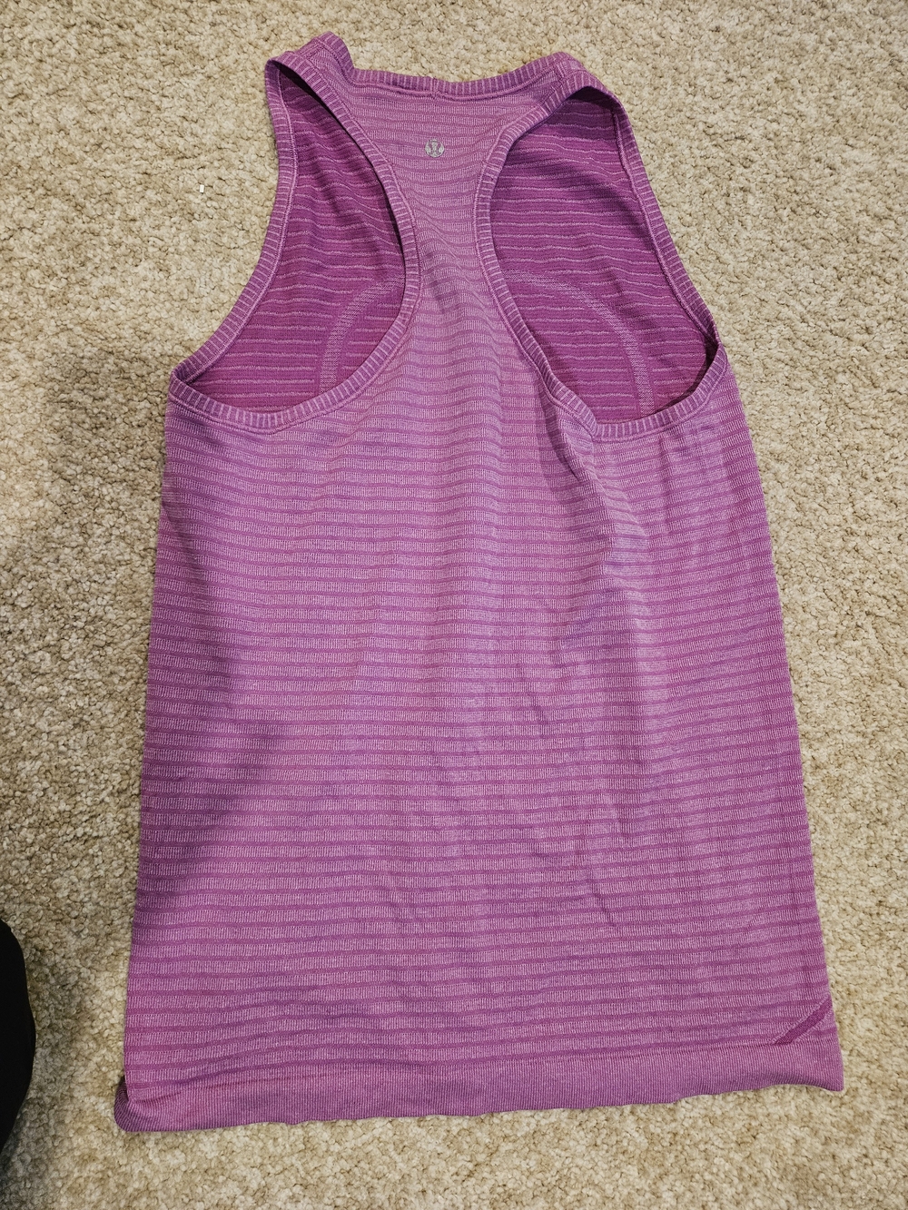 Lululemon Sleeveless Athletic Tank - Size M - Picture 3 of 3